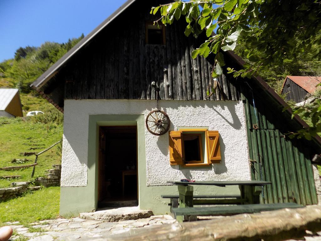 Holiday Home Na Planini トールミン エクステリア 写真